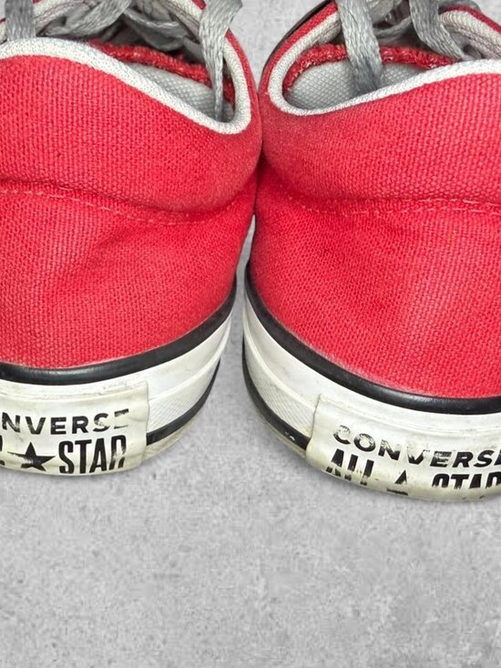 Converse - Picture 2 of 2